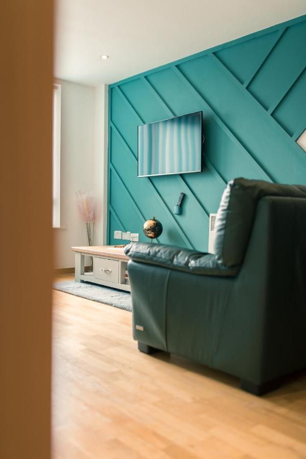 Sidemersey Livings- Convenient And Central 2-Bedroom Haven In L1 Liverpool Bagian luar foto