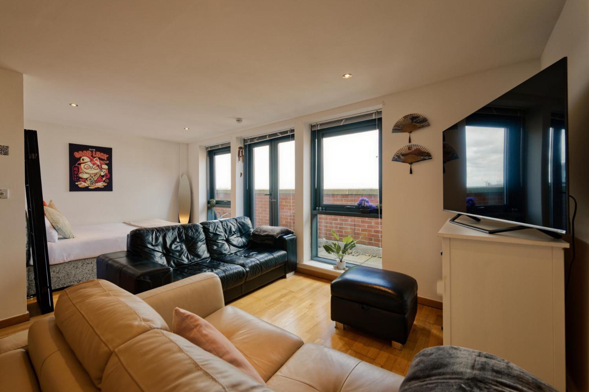 Sidemersey Livings- Convenient And Central 2-Bedroom Haven In L1 Liverpool Bagian luar foto
