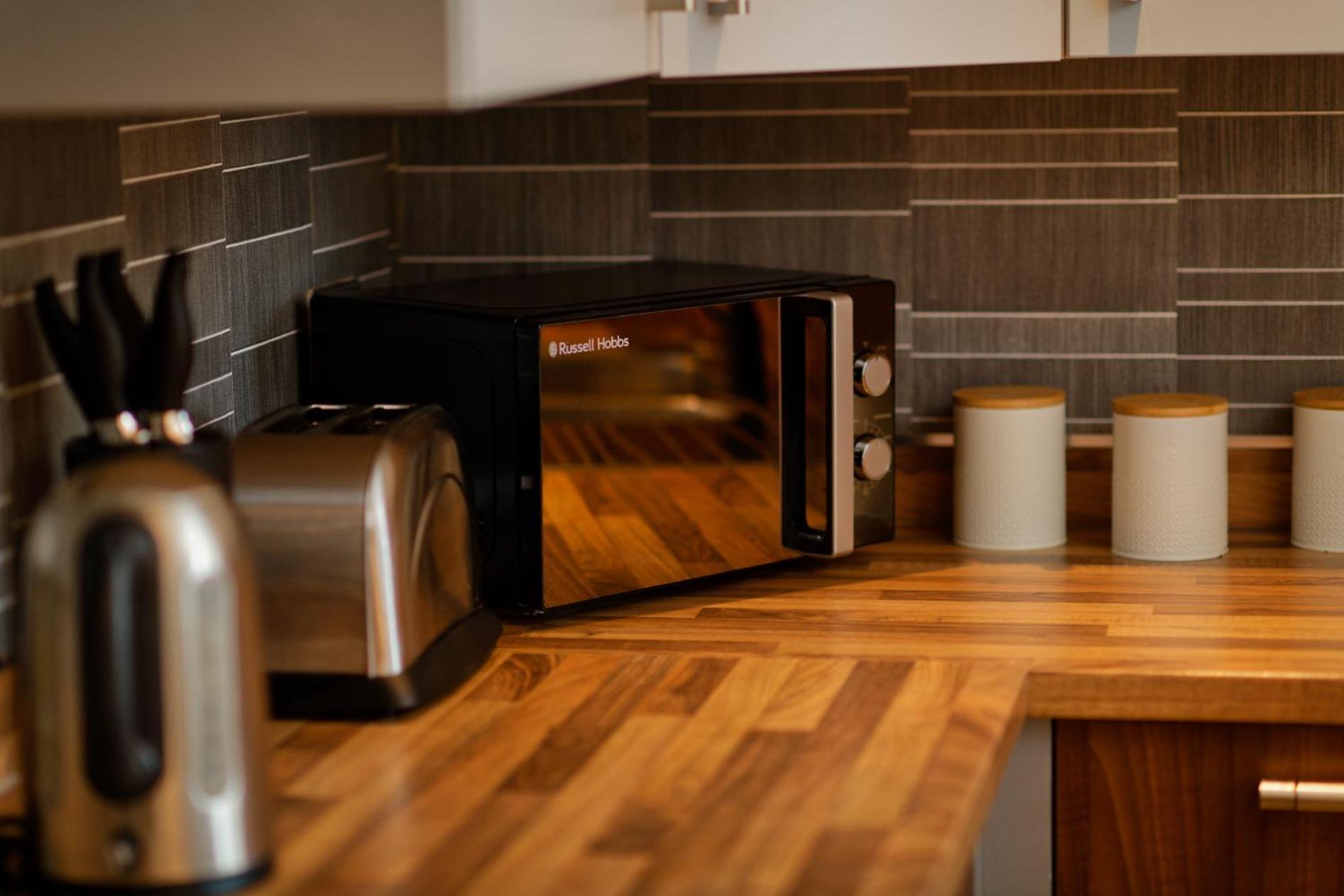 Sidemersey Livings- Convenient And Central 2-Bedroom Haven In L1 Liverpool Bagian luar foto