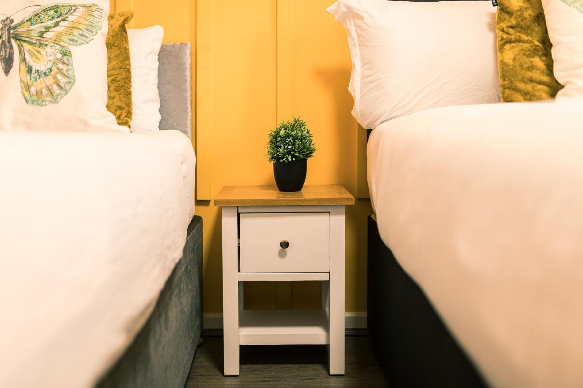 Sidemersey Livings- Convenient And Central 2-Bedroom Haven In L1 Liverpool Bagian luar foto